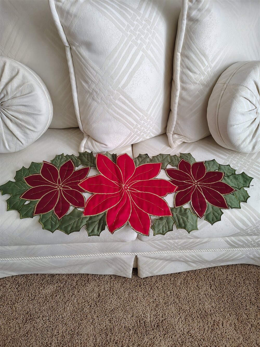 Red Poinsettia Applique Christmas Table Runner and Placemats